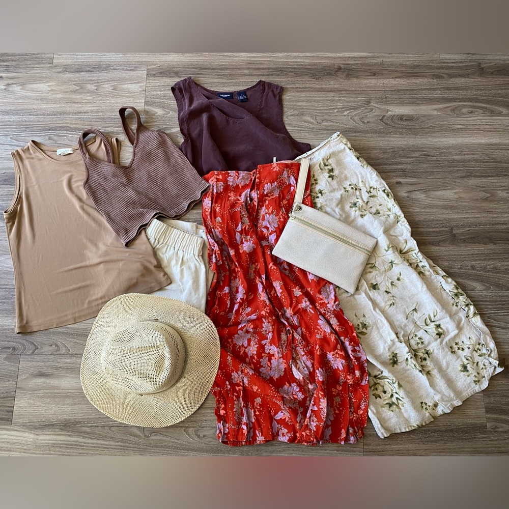 See All Bundle Pics Well-Styled Mystery Bundles!